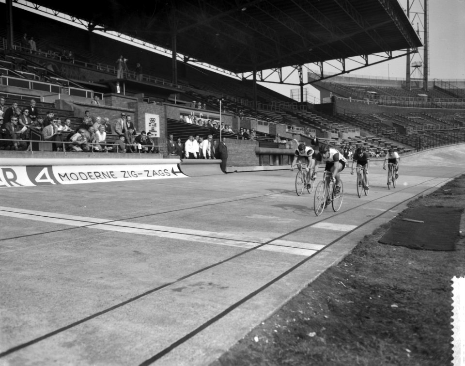 Wereldkampioenschap wielrennen op de baan in het Olympisch stadion te Amsterdam,, Bestanddeelnr 910-5771