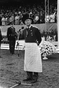 Wereldkampioenschap vierspannen in Apeldoorn Prins Phillip tijdens slottoespraa, Bestanddeelnr 932-2783
