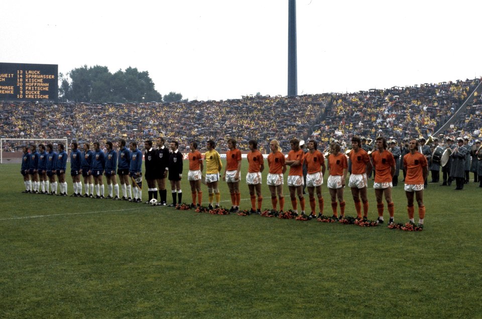 Wereldkampioenschap Voetbal 1974 in Munchen, Nederland tegen DDR, 2-0 Nederland, Bestanddeelnr 254-9510