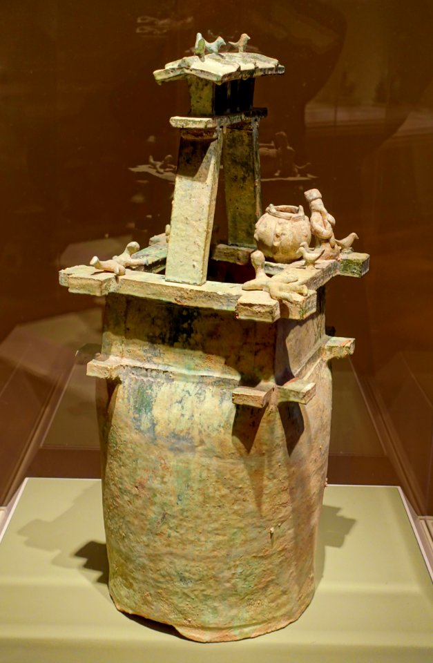 Well model, Henan or Shaanxi province, China, Eastern Han dynasty, 1st-3rd century AD, earthenware with calcified green lead glaze - Portland Art Museum - Portland, Oregon - DSC08658