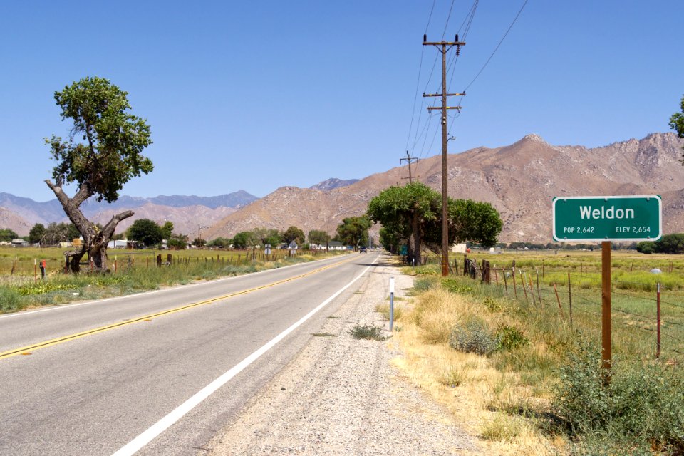 Weldon, California SR 178 sign 2016-08-13