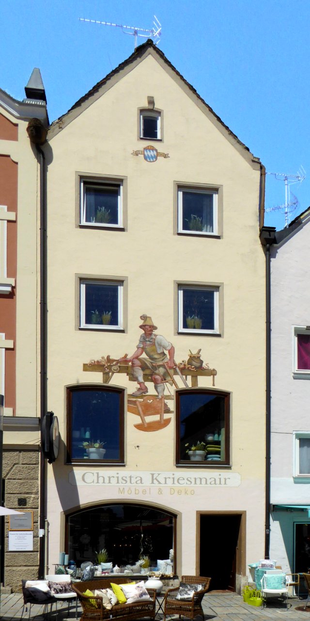 Weilheim, Marienplatz 27, 1