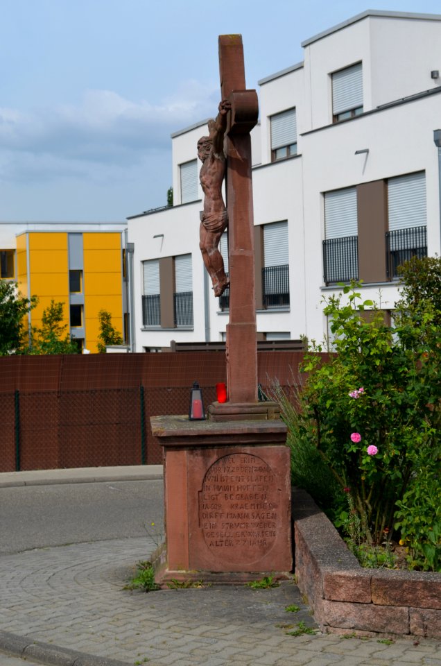 Weißkirchen, Urselbachstraße, Krämer-Kreuz, Seite