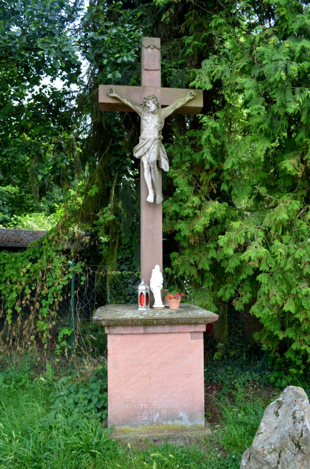 Weißkirchen, Urselbachstraße, Schrimpf-Kreuz