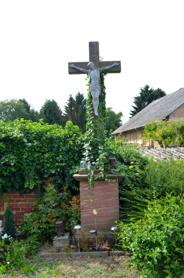 Weißkirchen, Friedhof, Kruzifix