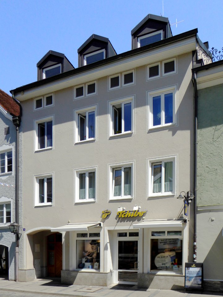 Weilheim, Admiral-Hipper-Straße 9, 1