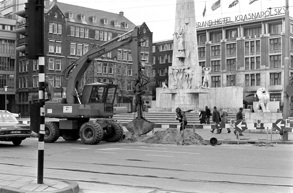 Werkzaamheden aan Damrak, Dam en Rokin in Amsterdam, Bestanddeelnr 928-8760