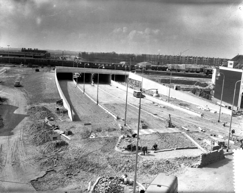 Werkzaamheden aan de Irene-tunnel onder spoorlijn te Delft, Bestanddeelnr 911-1483