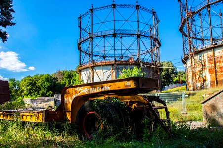 Weathered towers tank