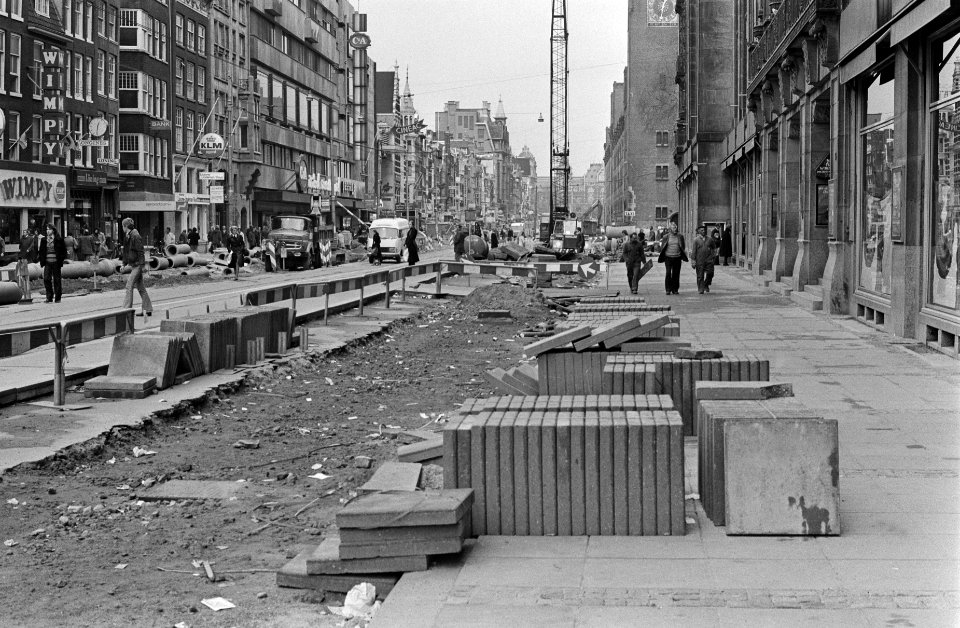 Werkzaamheden aan Damrak, Dam en Rokin in Amsterdam, Bestanddeelnr 934-6615