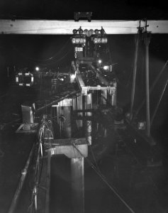 Werkzaamheden aan de pier te Scheveningen, s avonds, Bestanddeelnr 911-8078