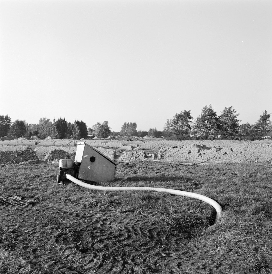 Werkzaamheden, kastjes, slangen, Bestanddeelnr 251-3886