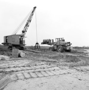 Werkzaamheden, draglines, bulldozers, Bestanddeelnr 253-7539