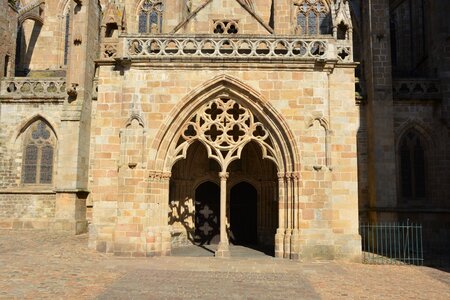 Porch arcade architecture