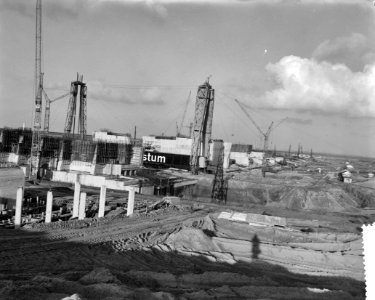 Werkzaamheden aan deltawerken in het Haringvliet, Bestanddeelnr 911-8241