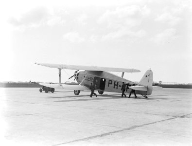 Werkspoor Jumbo PH-AFI on the apron at Schiphol - 189-0378