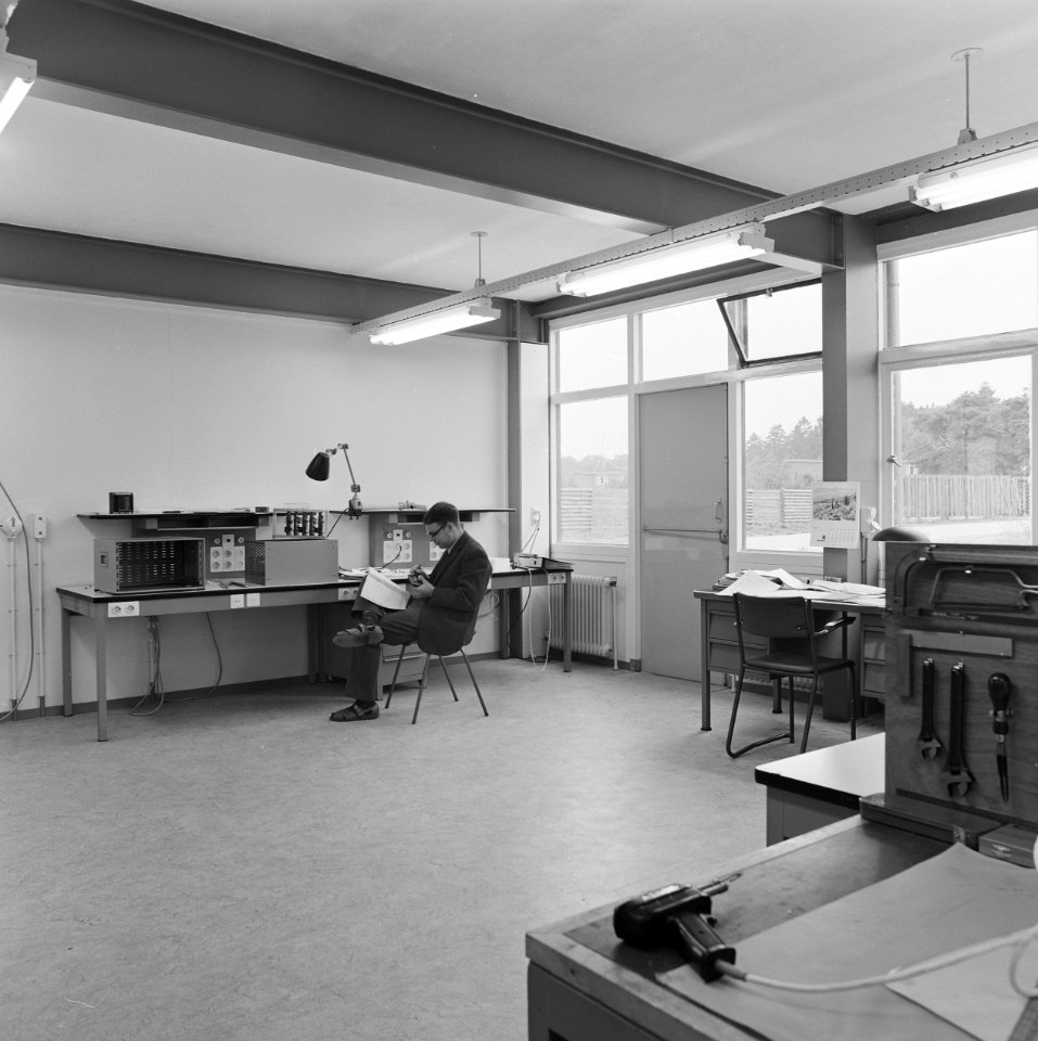 Werkplaatsen, electronica, onderzoeken, Bestanddeelnr 167-1128