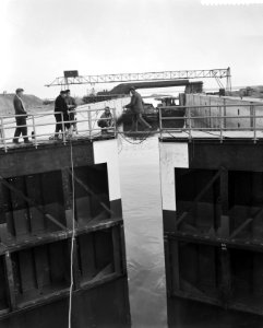 Werkzaamheden aan het Deltaplan, Bestanddeelnr 910-7984