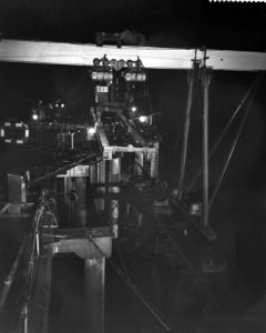Werkzaamheden aan de pier te Scheveningen, s avonds, Bestanddeelnr 911-8081