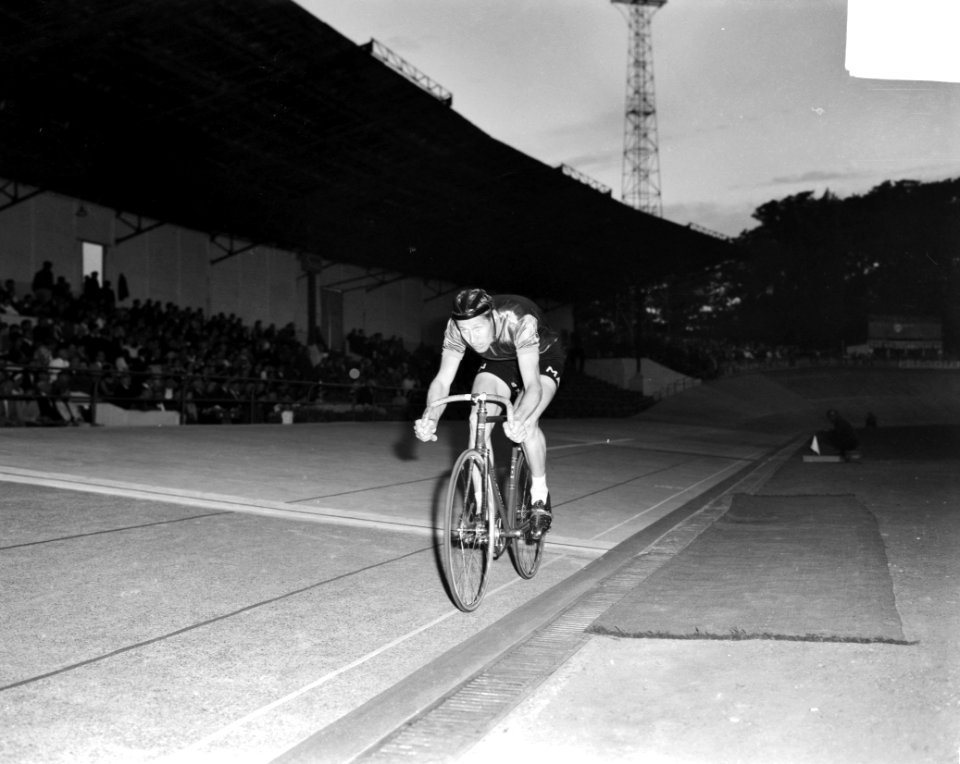Wereldkampioenschappen te Recourt Sprint amateurs Peter Post, Bestanddeelnr 915-4026
