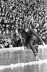 Wereldkampioenschappen schaatsen in Oslo, Valeri Kaplan in aktie op de 500 meter, Bestanddeelnr 920-0645