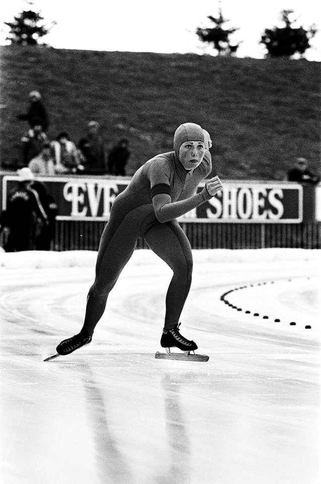 Wereldkampioenschappen schaatsen junioren allround in Assen Ria Visser in actie, Bestanddeelnr 930-6425