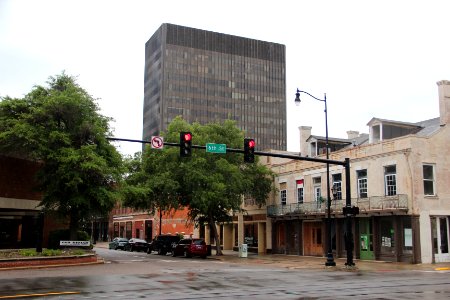 Wells Fargo Building (Augusta), May 2017 1 photo