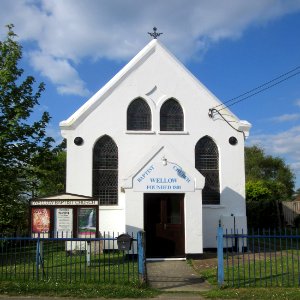 Wellow Baptist Church, Main Road (B3401), Wellow (May 2016) (3)