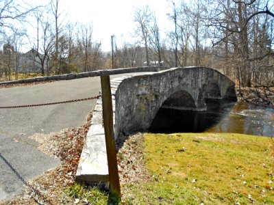 Weltys Bridge east entrance