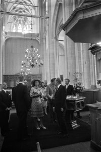 Werkbezoek van Prinses Beatrix en Prins Claus van drie dagen aan Overijssel, 1e , Bestanddeelnr 924-8529