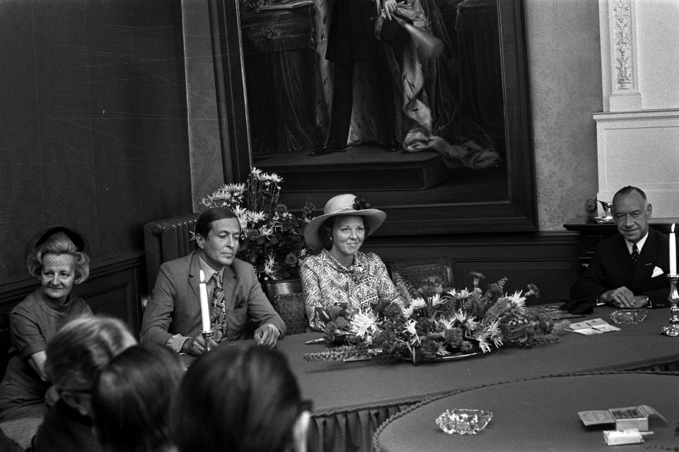 Werkbezoek van Prinses Beatrix en Prins Claus van drie dagen aan Overijssel, 1e , Bestanddeelnr 924-8536