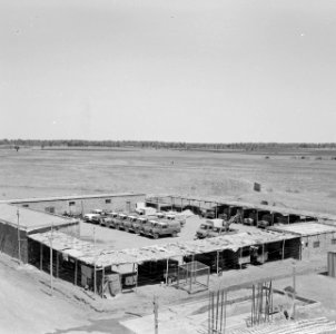 Werkkampen, autogarages, Hashemiyah, Bestanddeelnr 250-8648