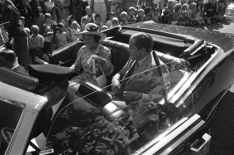 Werkbezoek van Prinses Beatrix en Prins Claus van drie dagen aan Overijssel, 1e , Bestanddeelnr 924-8524