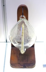 Weather glass, replica c. 1930 - Museum of Science and Industry (Chicago) - DSC06360