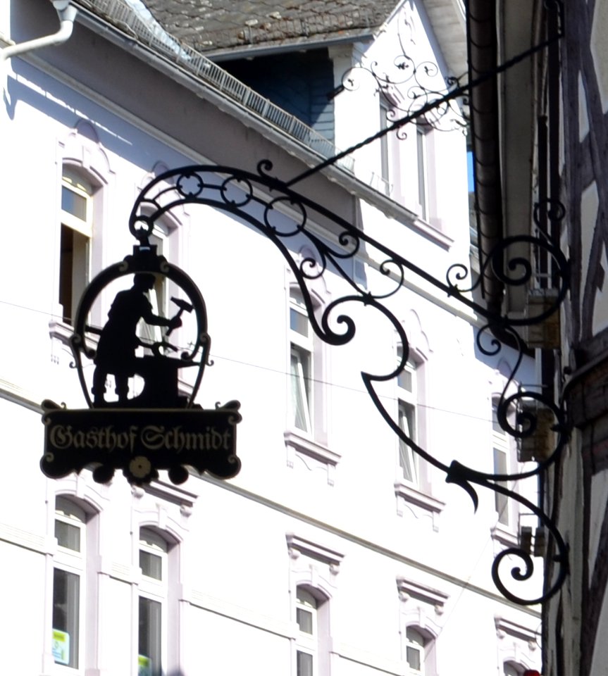 Weilmünster, Hauptstraße 7, Schild