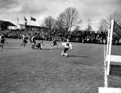 Wedstrijd Nedeland tegen Schotland in kader van het werelddameshockeytoernooi te, Bestanddeelnr 910-3271