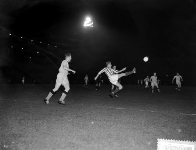 Wedstrijd om de Europabeker Wismut tegen Young Boys 1-2 het Olympischstadion te , Bestanddeelnr 910-2561