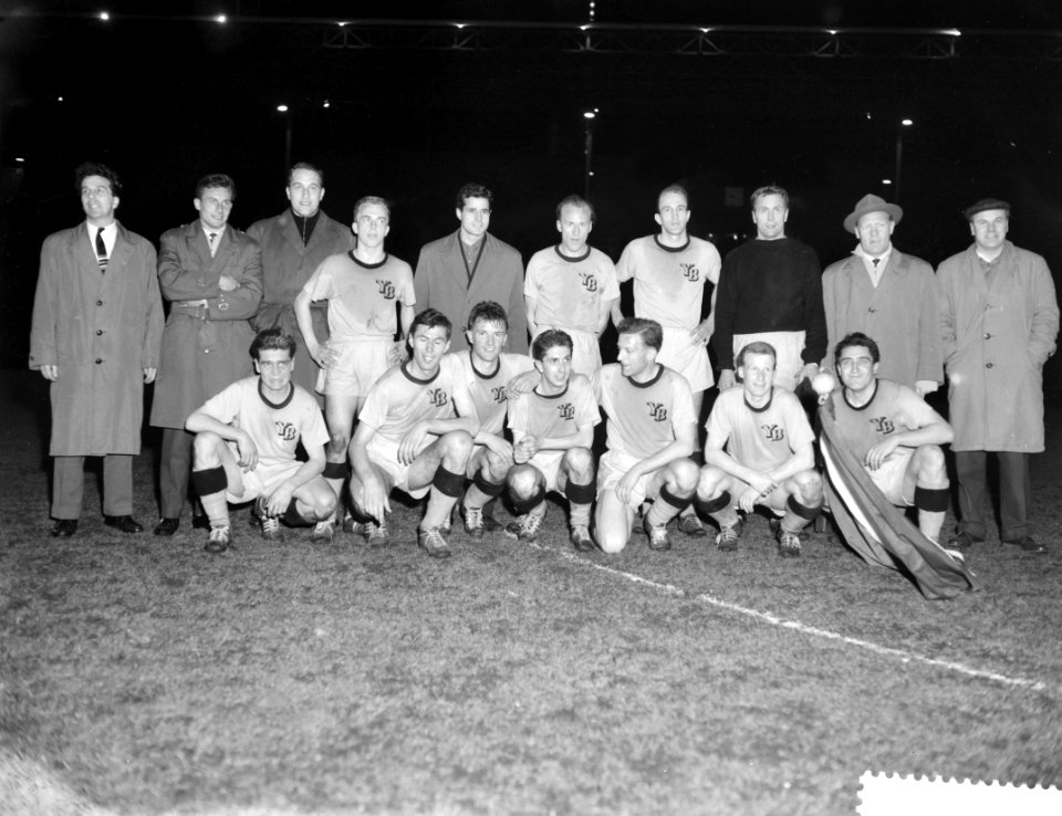 Wedstrijd om de Europabeker Wismut tegen Young Boys 1-2 het Olympischstadion te , Bestanddeelnr 910-2559