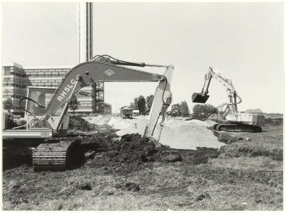 Wegwerkzaamheden bij de Oudeweg in de lente van 1985. NL-HlmNHA 54016874