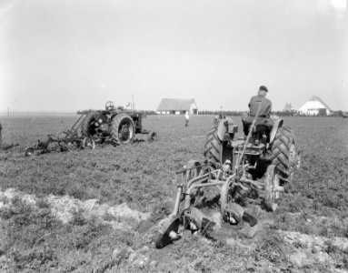 Wedstrijd ploegen in de Noordoostpolder, Bestanddeelnr 906-6508