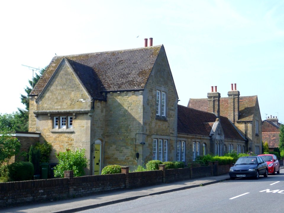 Webb Almshouses, The Street, Capel (NHLE Code 1378149) (July 2013) (1)