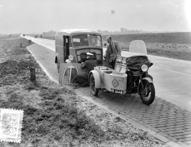 Wegenwacht is present op de nieuwe rijksweg Amsterdam-Utrecht A1, Bestanddeelnr 905-3922