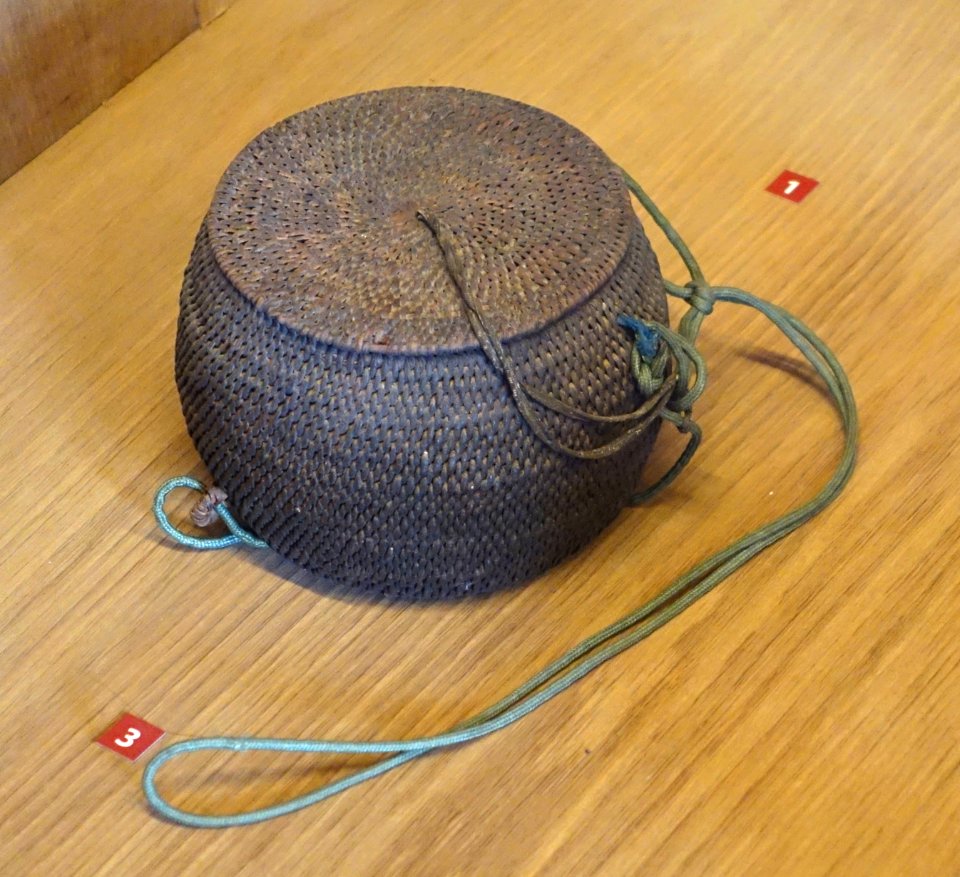Weaving tool basket, Muong - Vietnam Museum of Ethnology - Hanoi, Vietnam - DSC02734