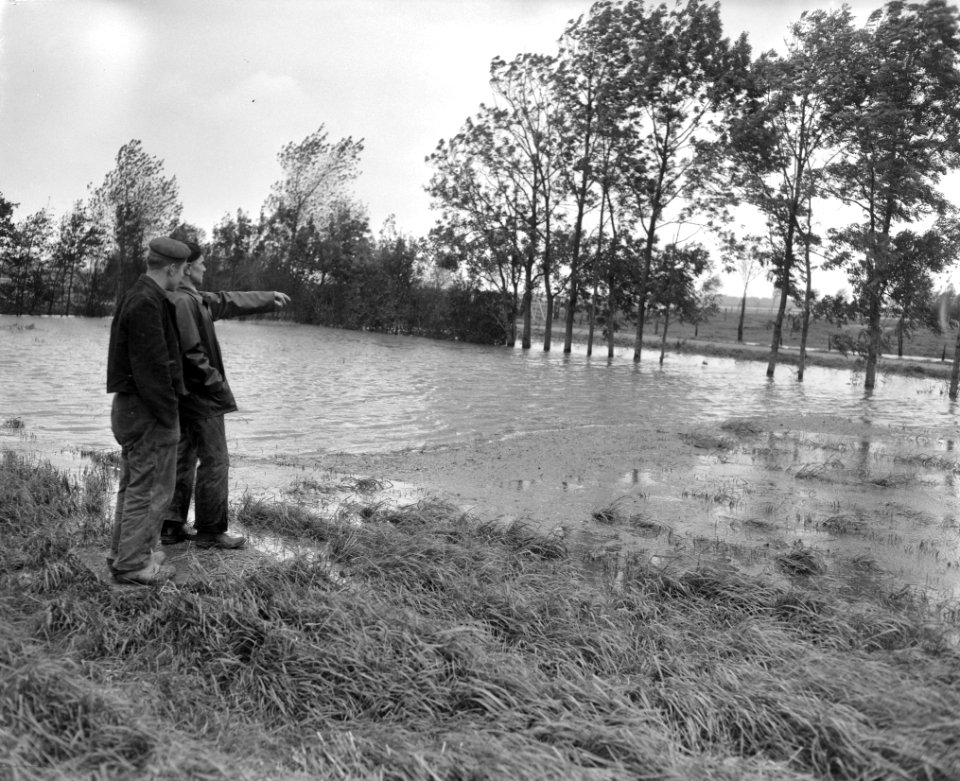 Wateroverlast in Noord Beveland ,, Bestanddeelnr 911-6686