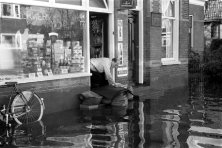 Wateroverlast in Nijkerk, Bestanddeelnr 911-8462