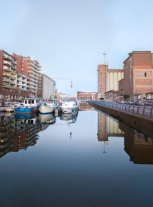 Waterside (252375935)