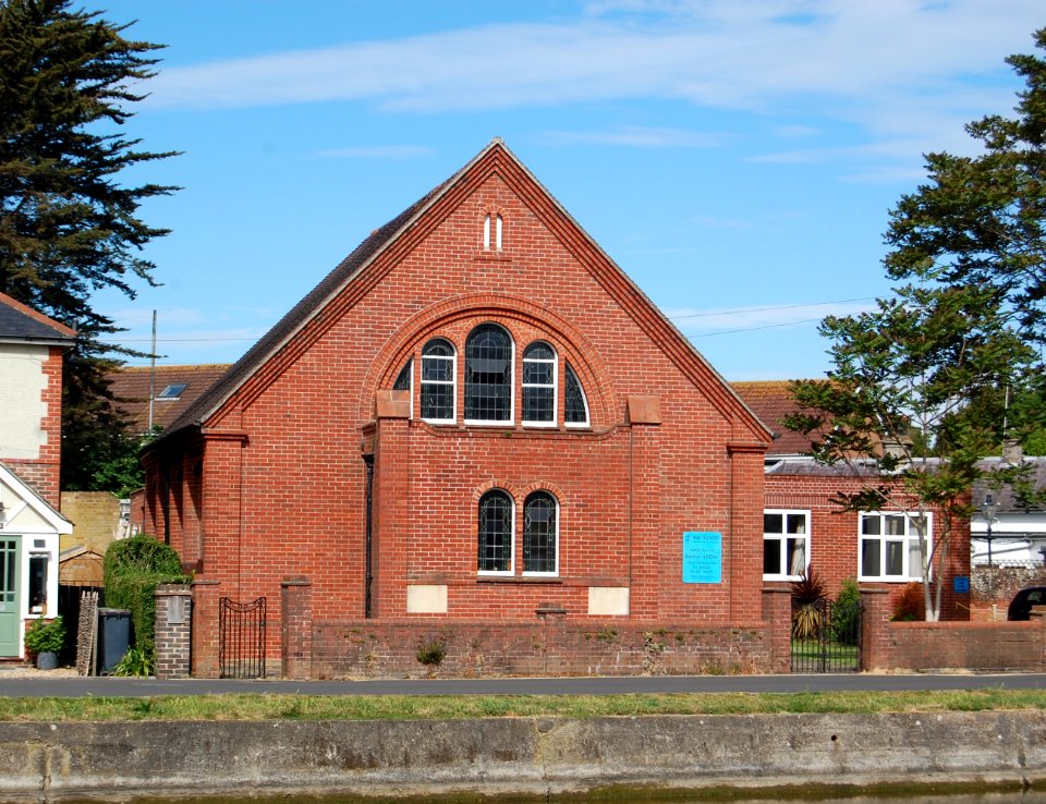 Waterside United Reformed Church, Bath Road, Emsworth (May 2019) (3)