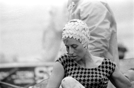 Waterskikampioenschap op de Bosbaan te Amsterdam Juliana Drooge werd kampioen bi, Bestanddeelnr 911-4113