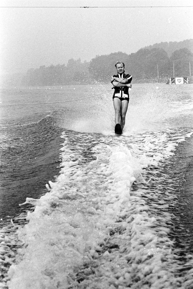 Waterskieen, Bestanddeelnr 914-1593