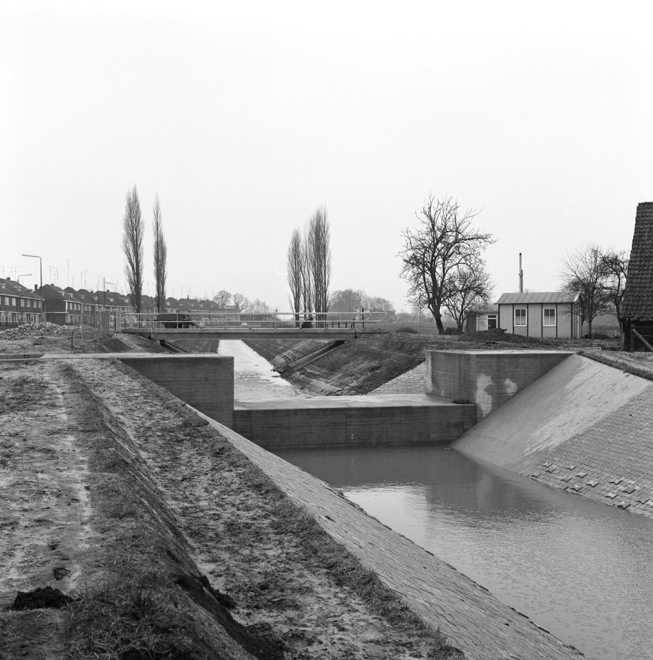 Waterschappen, betonbrug, de regge, Bestanddeelnr 168-0354